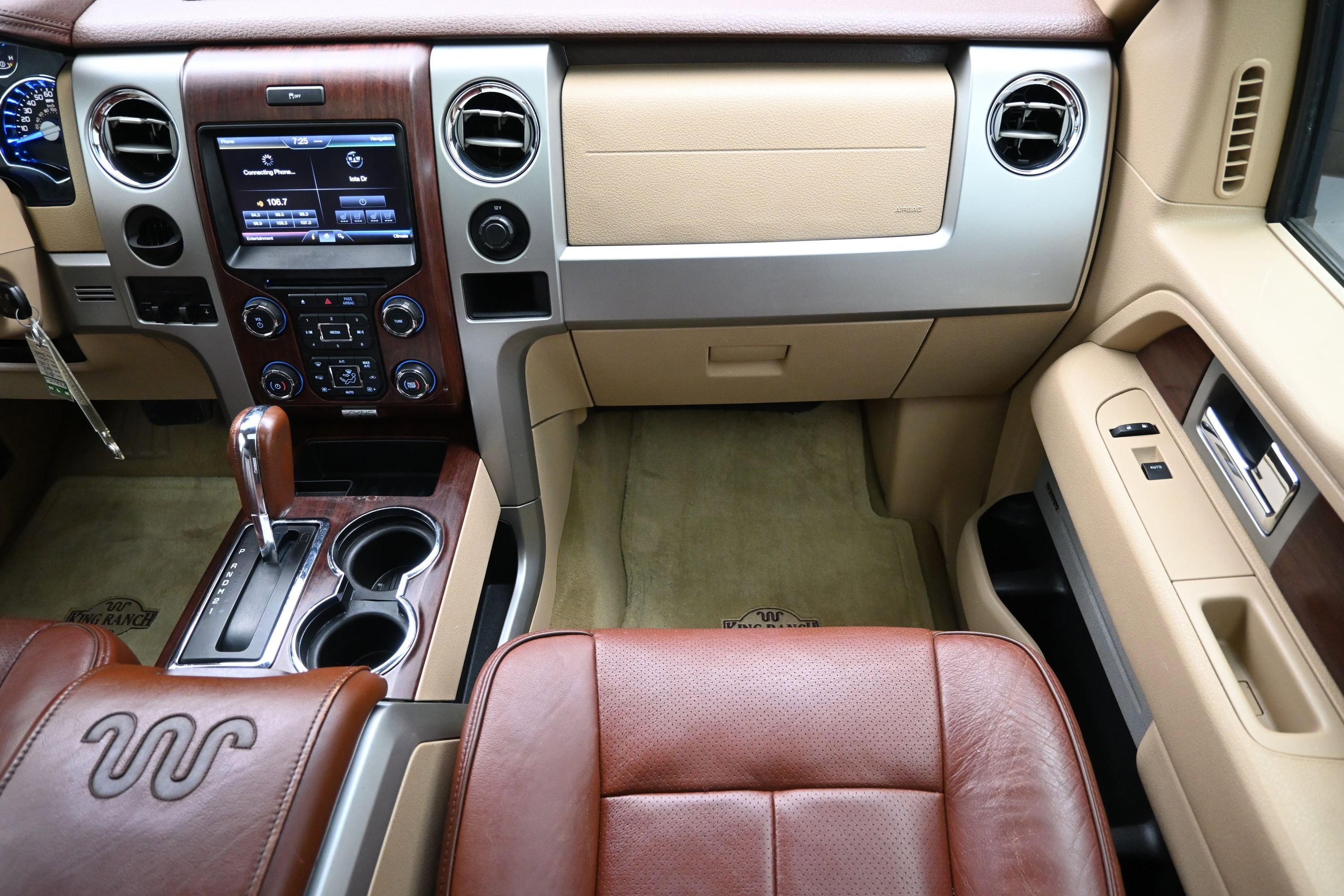 Used 2013 Ford F150 King Ranch w/ King Ranch Luxury Pkg RWD image 39