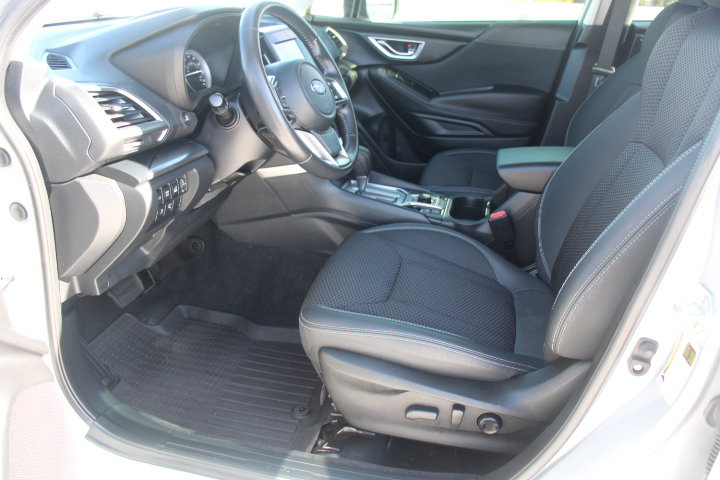 Used 2023 Subaru Forester Premium AWD/4WD image 11