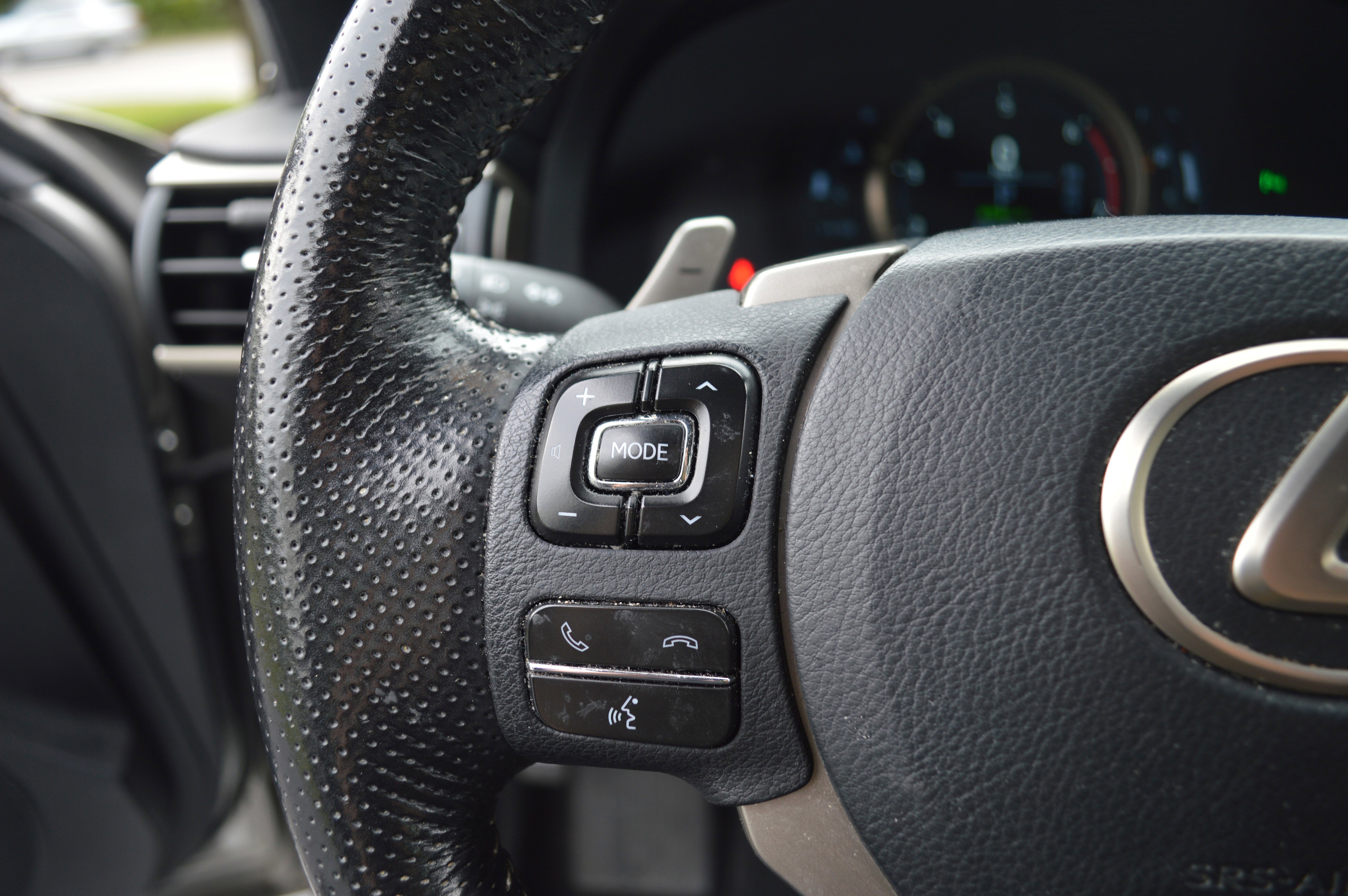 Used 2019 Lexus IS 300 F Sport w/ F Sport Package RWD image 15