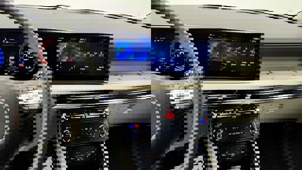 Used 2025 Hyundai Tucson SEL image 17