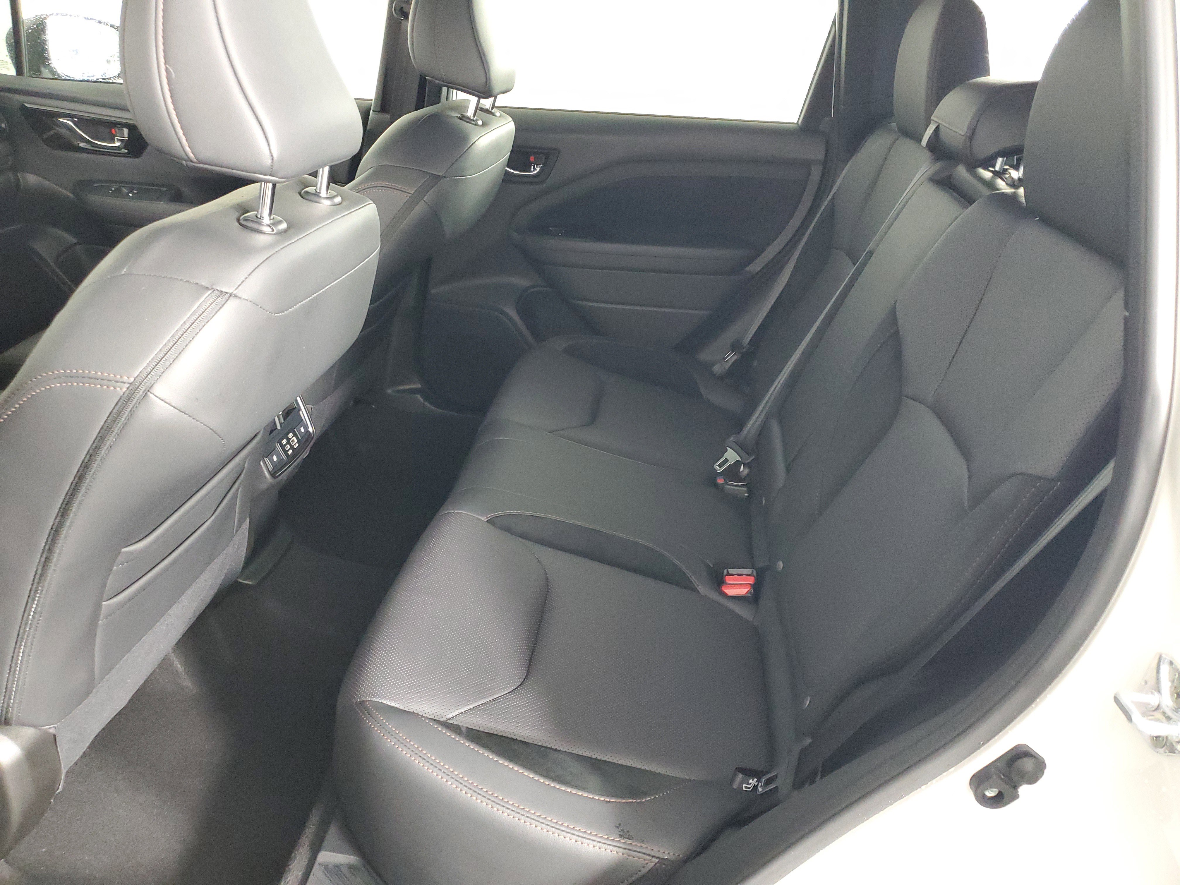 Used 2025 Subaru Forester Touring w/ Popular Package - Touring image 13