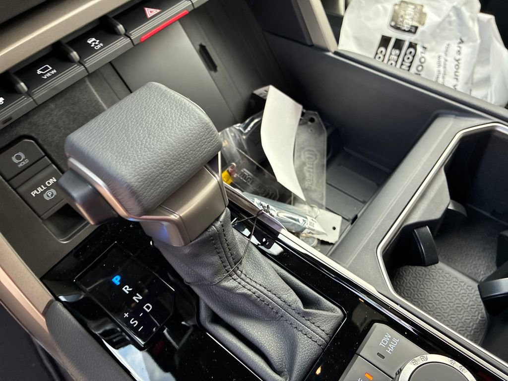 New 2026 Toyota Tundra Limited AWD/4WD image 27