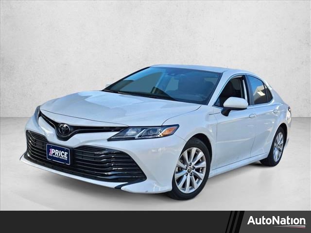 Used 2020 Toyota Camry LE image 1