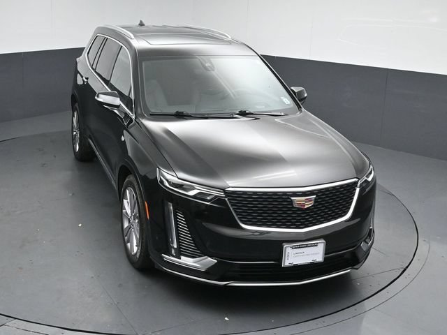 Used 2025 Cadillac XT6 Premium Luxury w/ Technology Package AWD/4WD image 47
