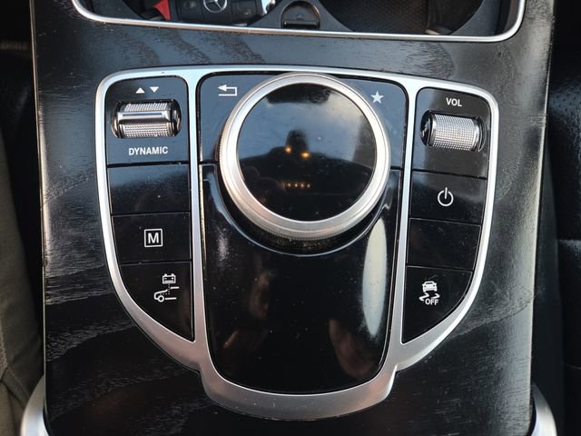 Used 2019 Mercedes-Benz GLC 350e 4MATIC image 28