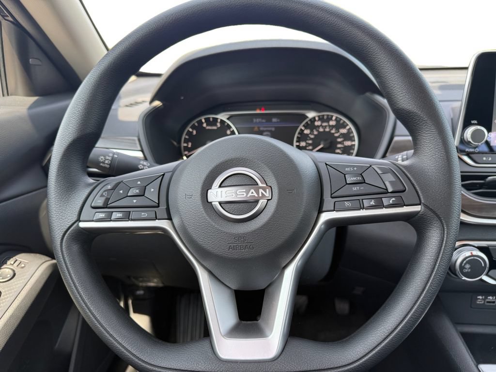 New 2026 Nissan Altima 2.5 SV AWD/4WD image 12