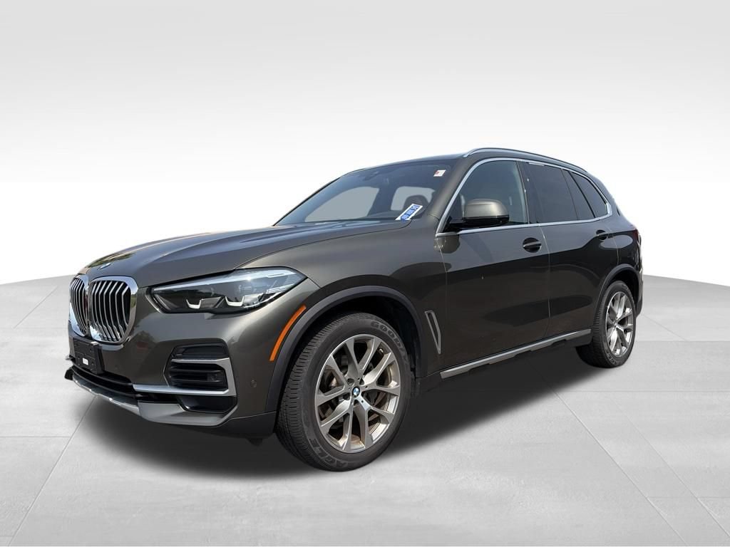 Used 2023 BMW X5 xDrive40i w/ Premium Package AWD/4WD image 3