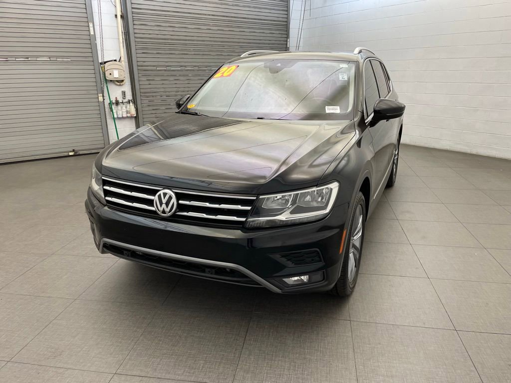 Used 2020 Volkswagen Tiguan SEL AWD/4WD image 3