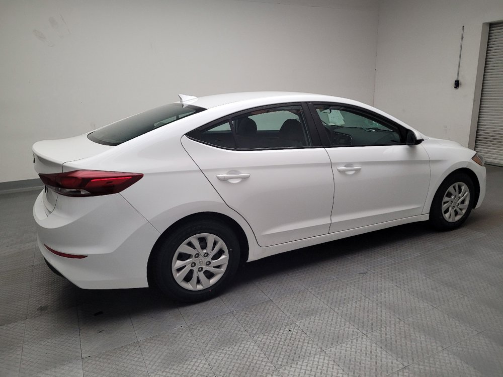 Used 2017 Hyundai Elantra SE image 10