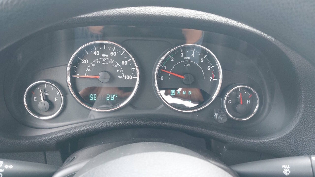 Used 2014 Jeep Wrangler Sport AWD/4WD image 14