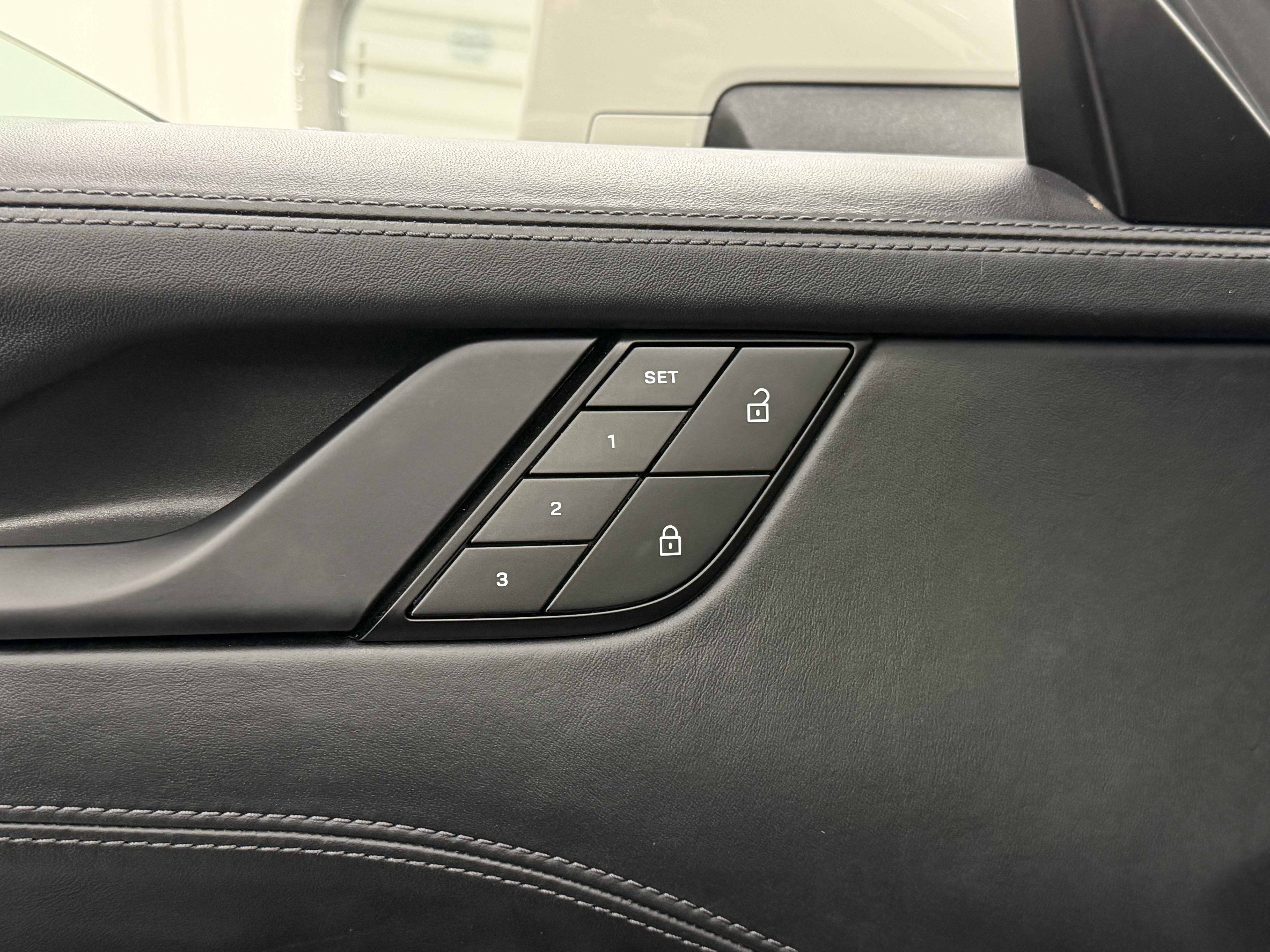 Certified 2022 Porsche 911 Carrera GTS image 31
