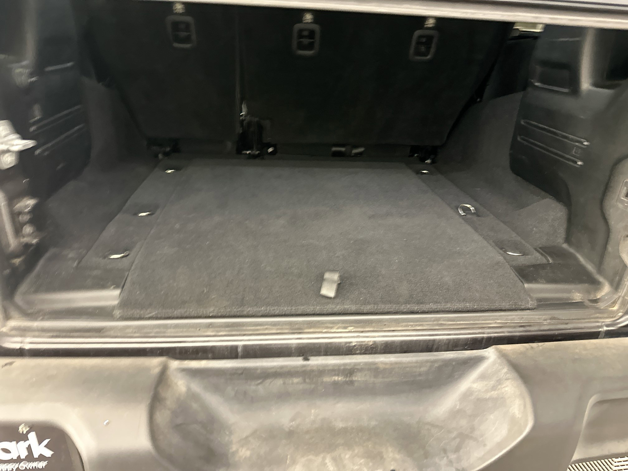 Used 2019 Jeep Wrangler Unlimited Sport S image 31
