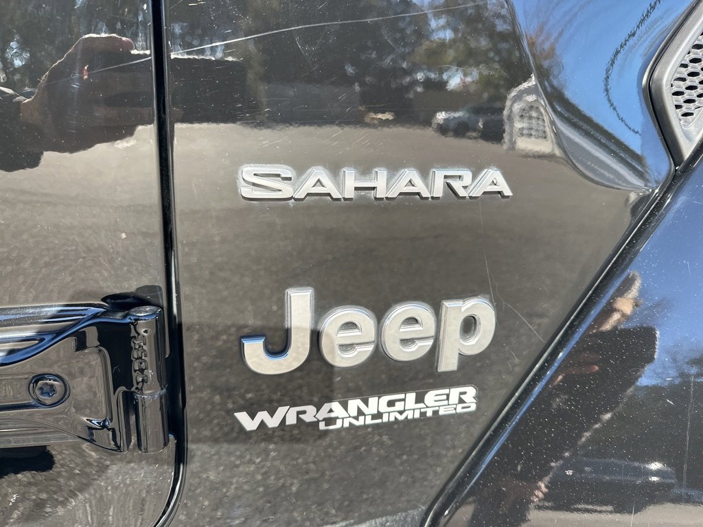 Used 2018 Jeep Wrangler Unlimited Sahara w/ LED Lighting Group image 11