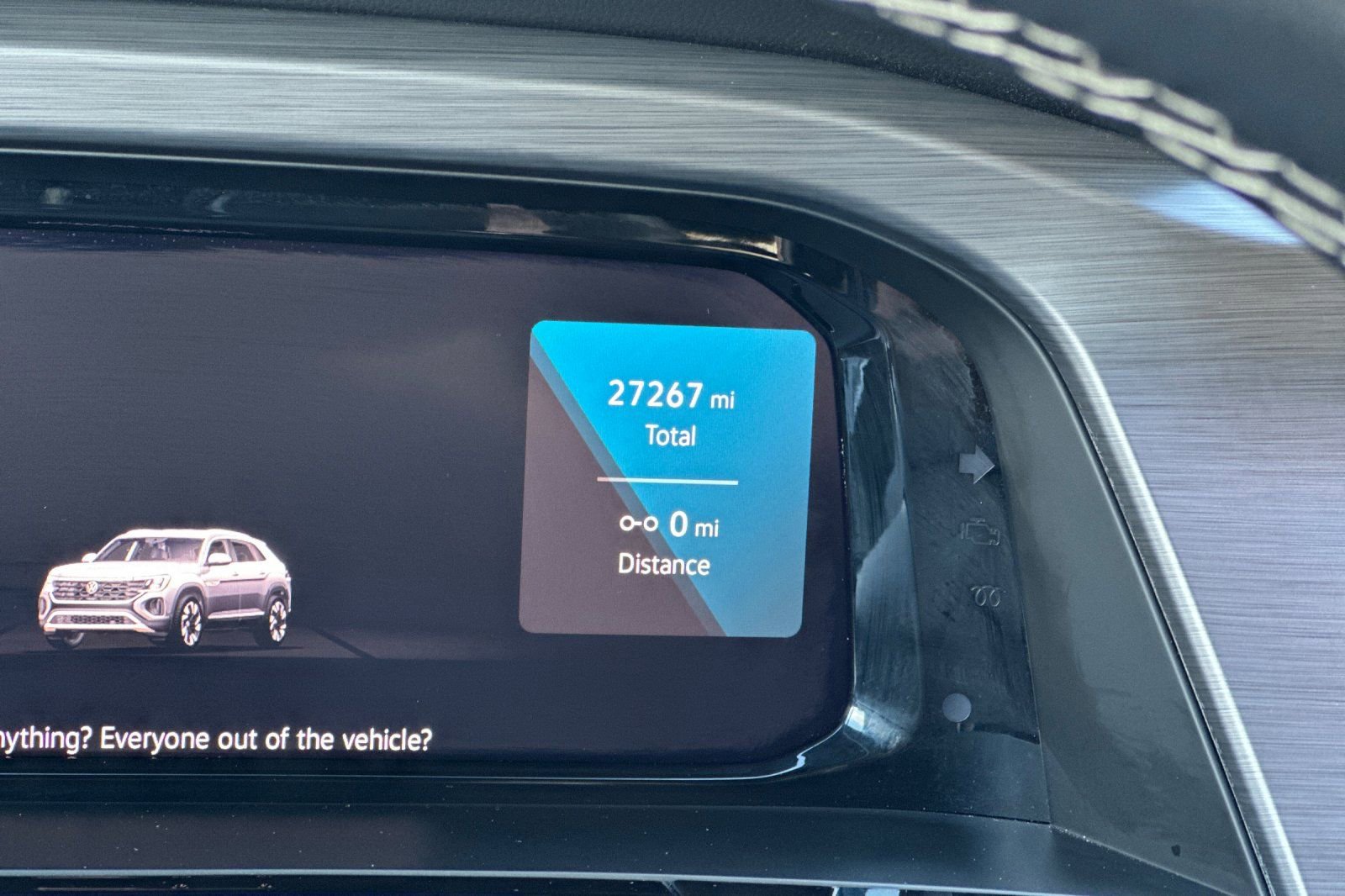 Used 2025 Volkswagen Atlas Cross Sport SE image 29