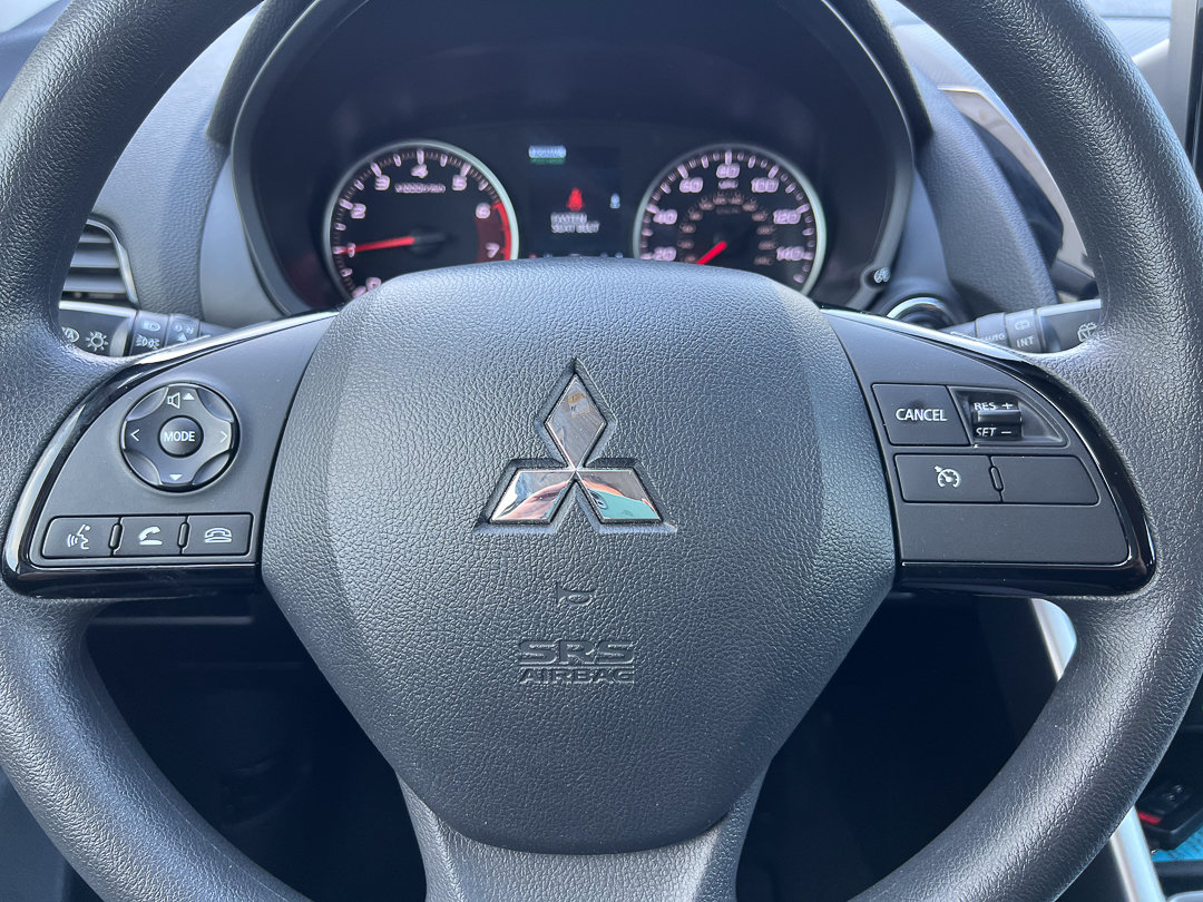 Used 2024 Mitsubishi Eclipse Cross AWD image 19