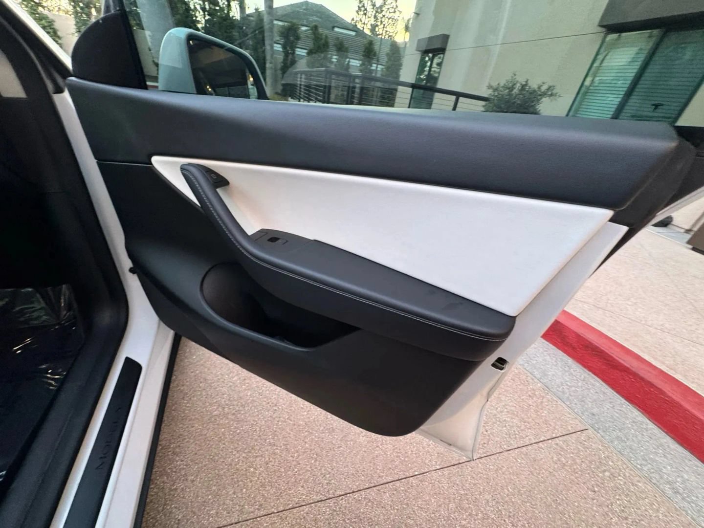 Used 2022 Tesla Model Y Performance AWD/4WD image 31