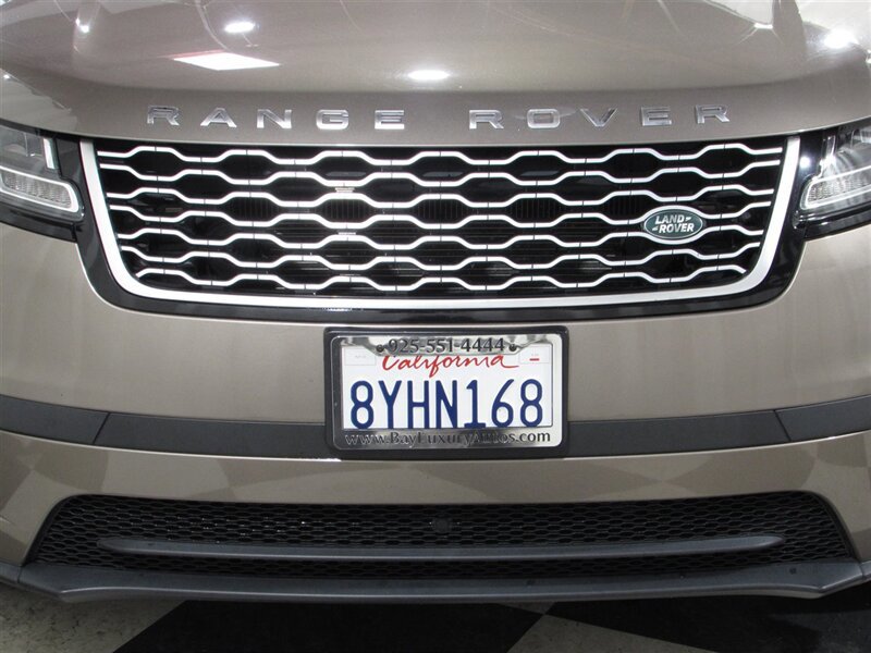 Used 2018 Land Rover Range Rover Velar AWD/4WD image 13