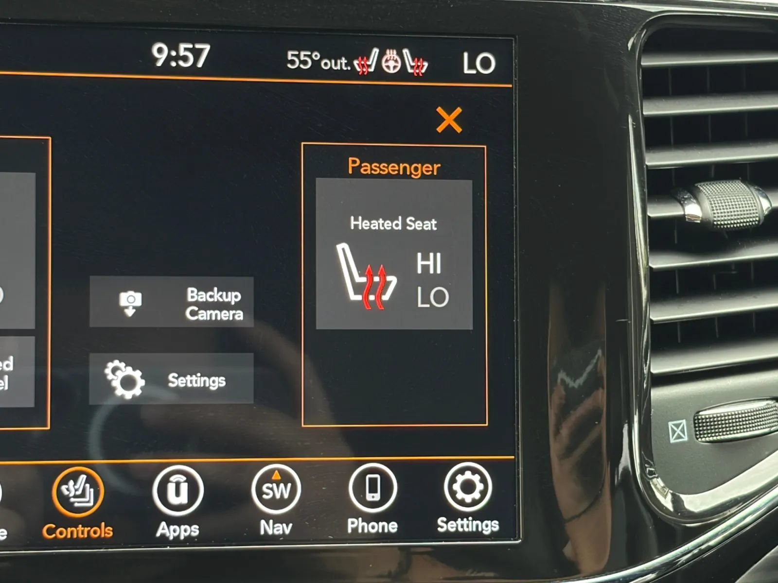 Used 2021 Jeep Grand Cherokee Laredo X AWD/4WD image 25