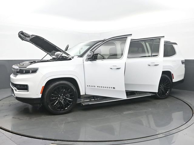 Used 2024 Jeep Grand Wagoneer L Series III image 58