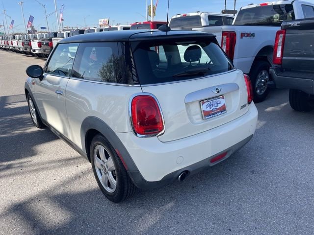 Used 2015 MINI Cooper 2-Door Hardtop image 6