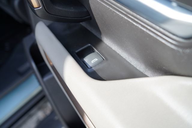 Used 2024 GMC Hummer EV 3X w/ LPO, Illumination Package image 81