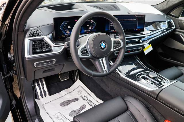 Used 2025 BMW X7 M60i AWD/4WD image 10