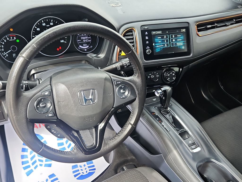 Used 2021 Honda HR-V Sport image 12