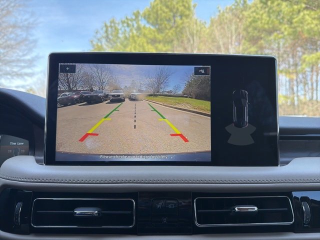 Used 2023 Lincoln Nautilus Reserve image 16