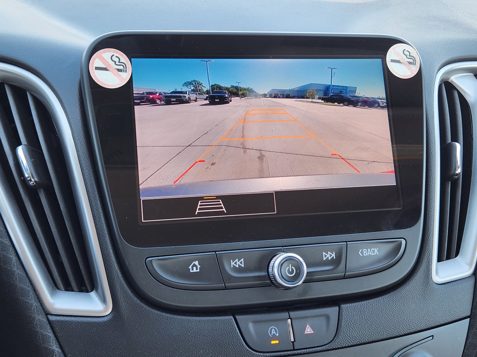 Used 2025 Chevrolet Malibu LT FWD image 19