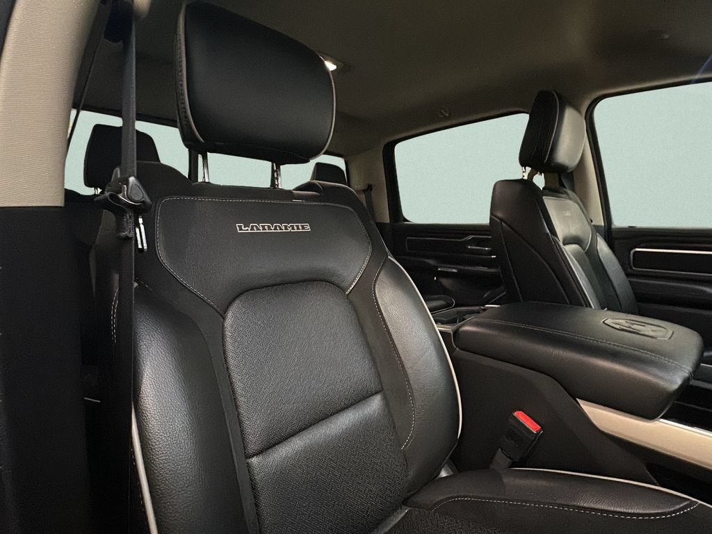 Used 2021 RAM 1500 Laramie AWD/4WD image 19
