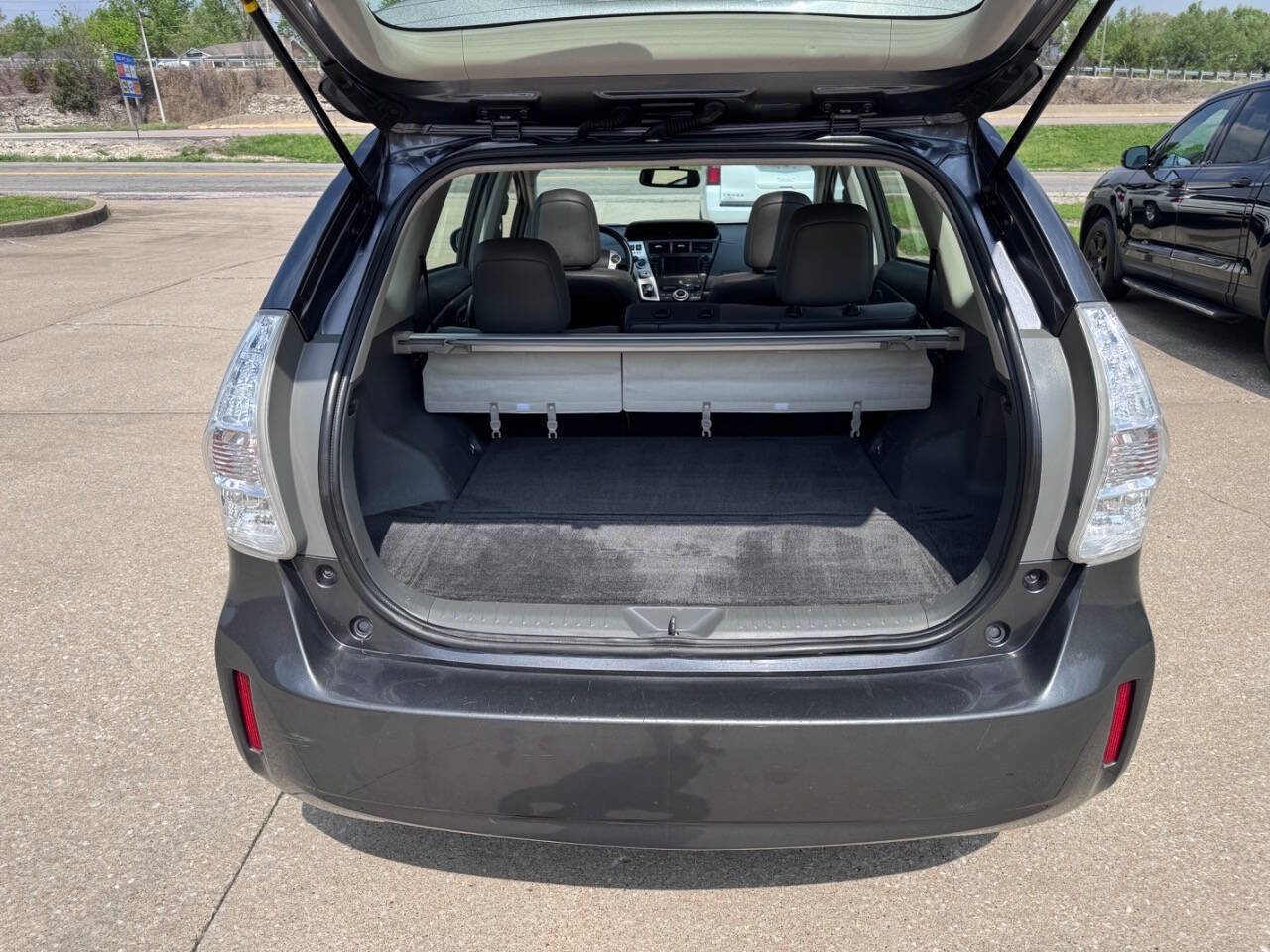 Used 2013 Toyota Prius V Five FWD image 20