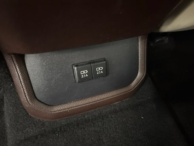 Used 2020 Toyota Highlander XLE FWD image 20