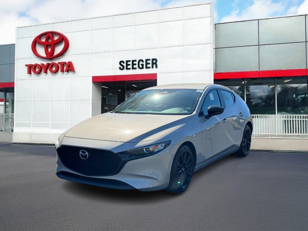 Used 2024 MAZDA MAZDA3 s FWD image 11