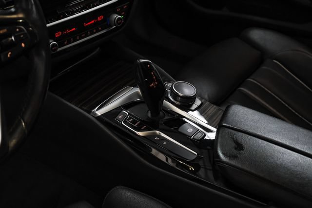 Used 2018 BMW 540i RWD image 26