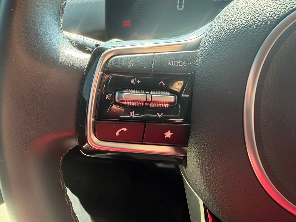 Used 2025 Kia Sorento EX w/ Panoramic Sunroof Package FWD image 17