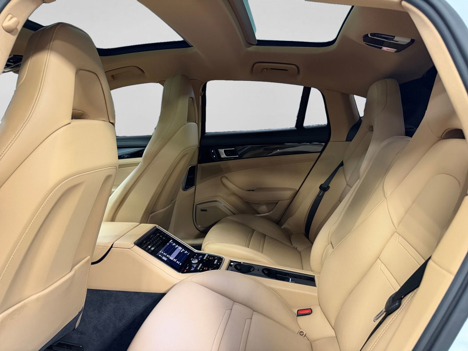 Used 2021 Porsche Panamera 4S w/ Premium Package AWD/4WD image 37