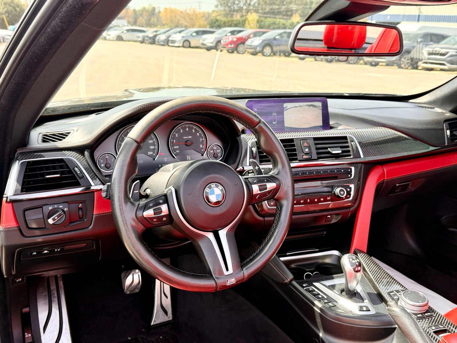 Used 2018 BMW M4 Convertible image 2