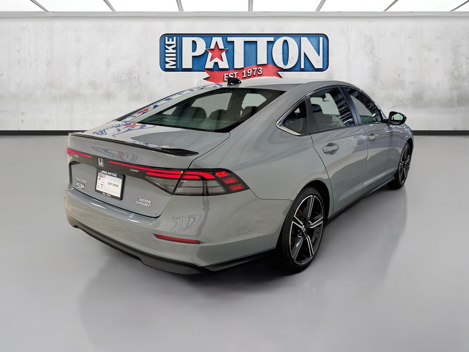 Used 2025 Honda Accord Sport image 7