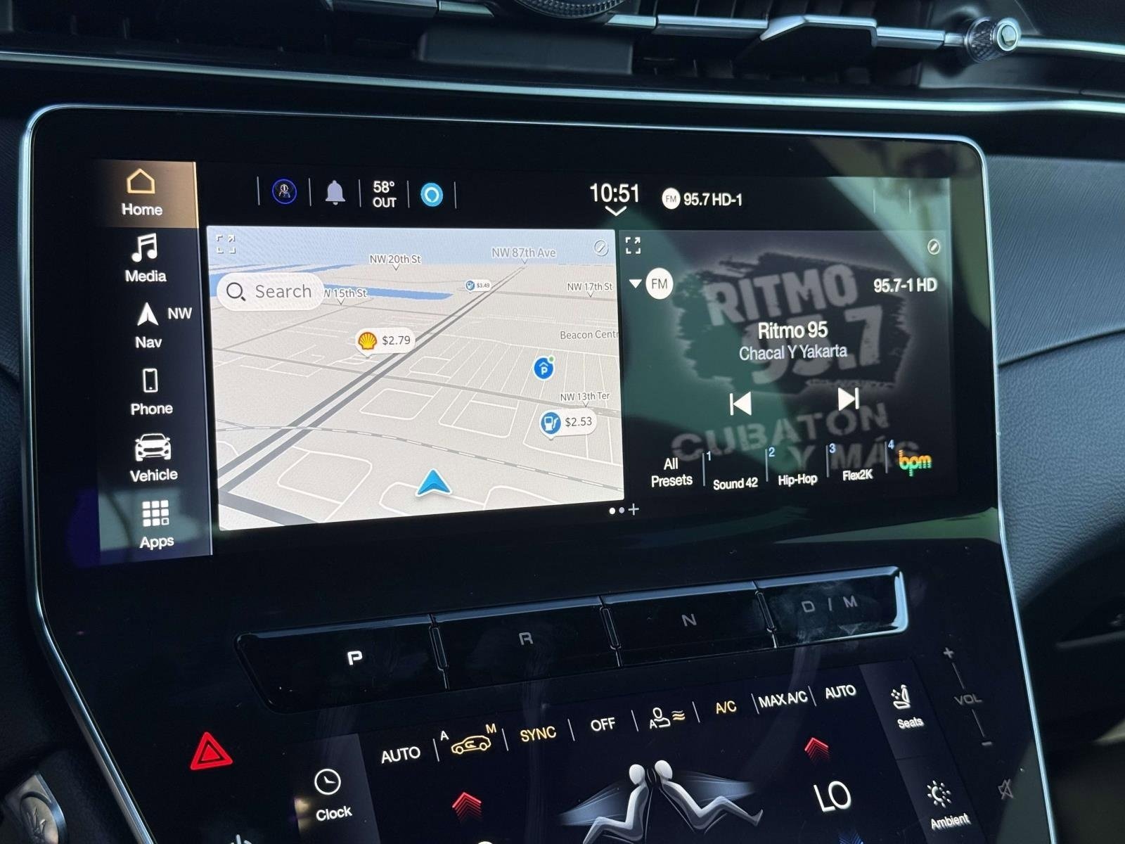 Used 2023 Maserati Grecale GT image 44