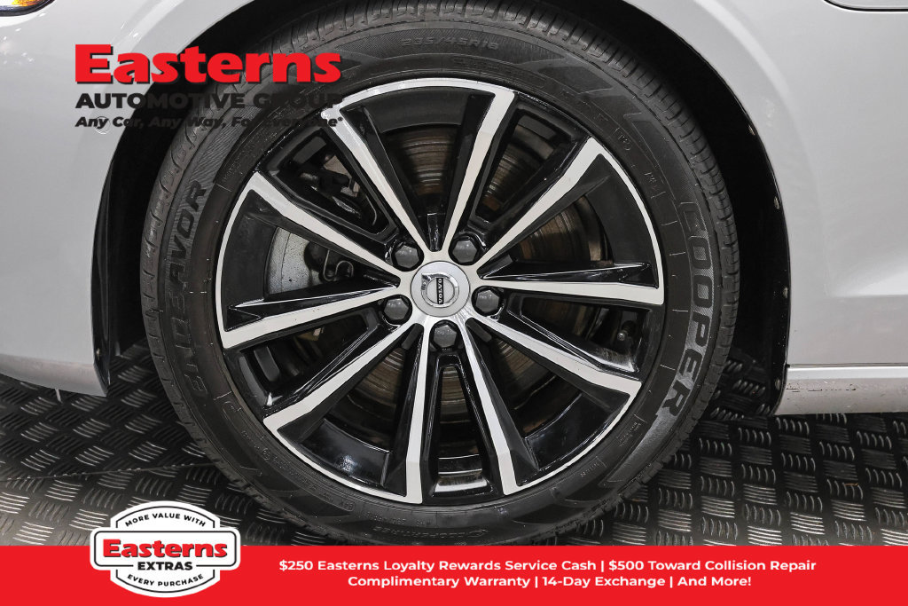 Used 2023 Volvo S60 T8 Plus AWD/4WD image 33