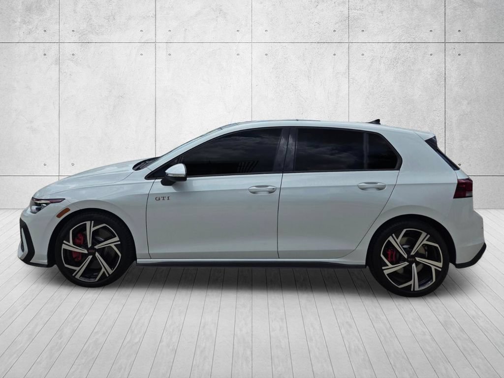 Used 2026 Volkswagen GTI SE FWD image 2