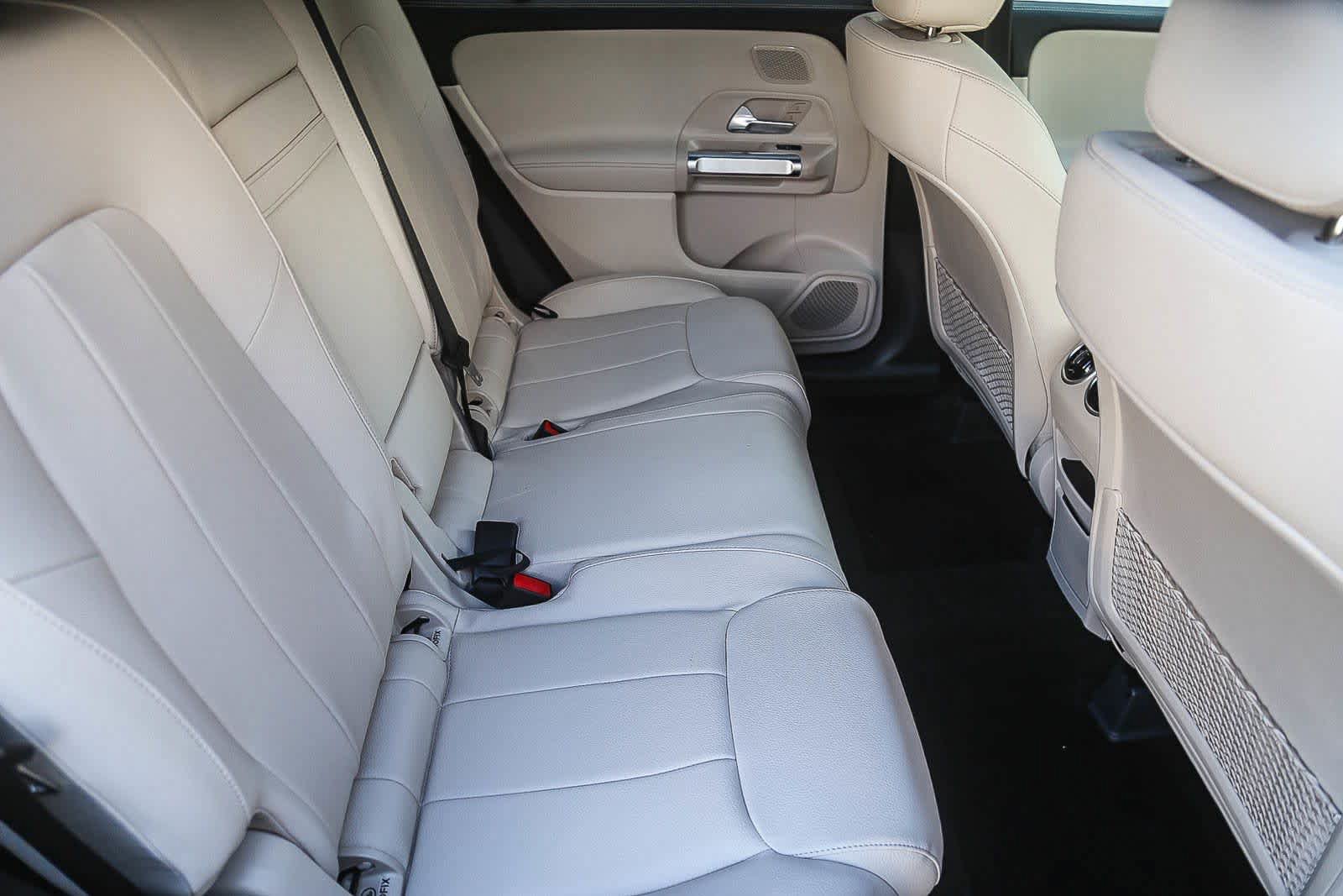 New 2026 Mercedes-Benz GLB 250 4MATIC image 17