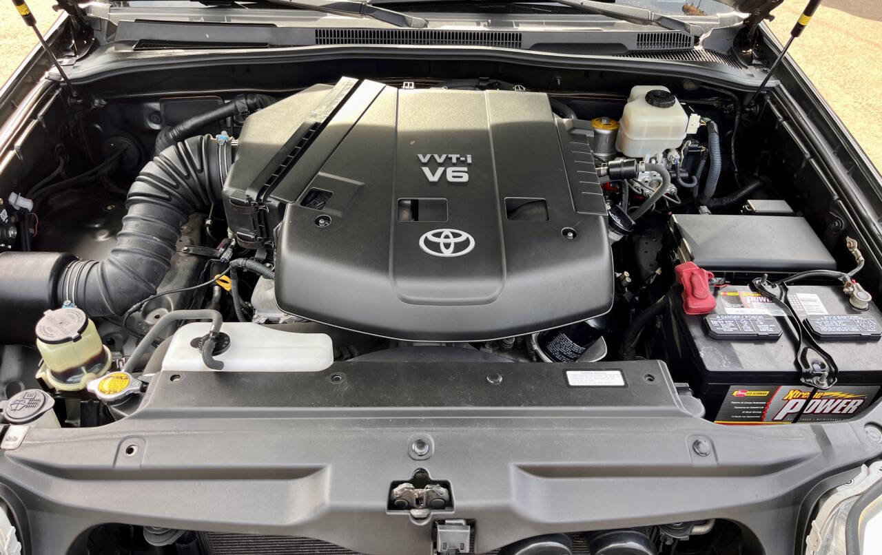 Used 2006 Toyota 4Runner Limited AWD/4WD image 23