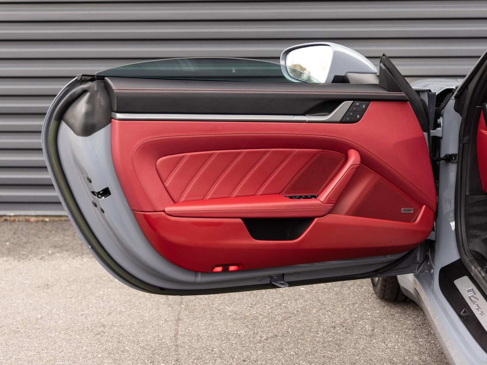 Certified 2024 Porsche 911 Carrera image 22