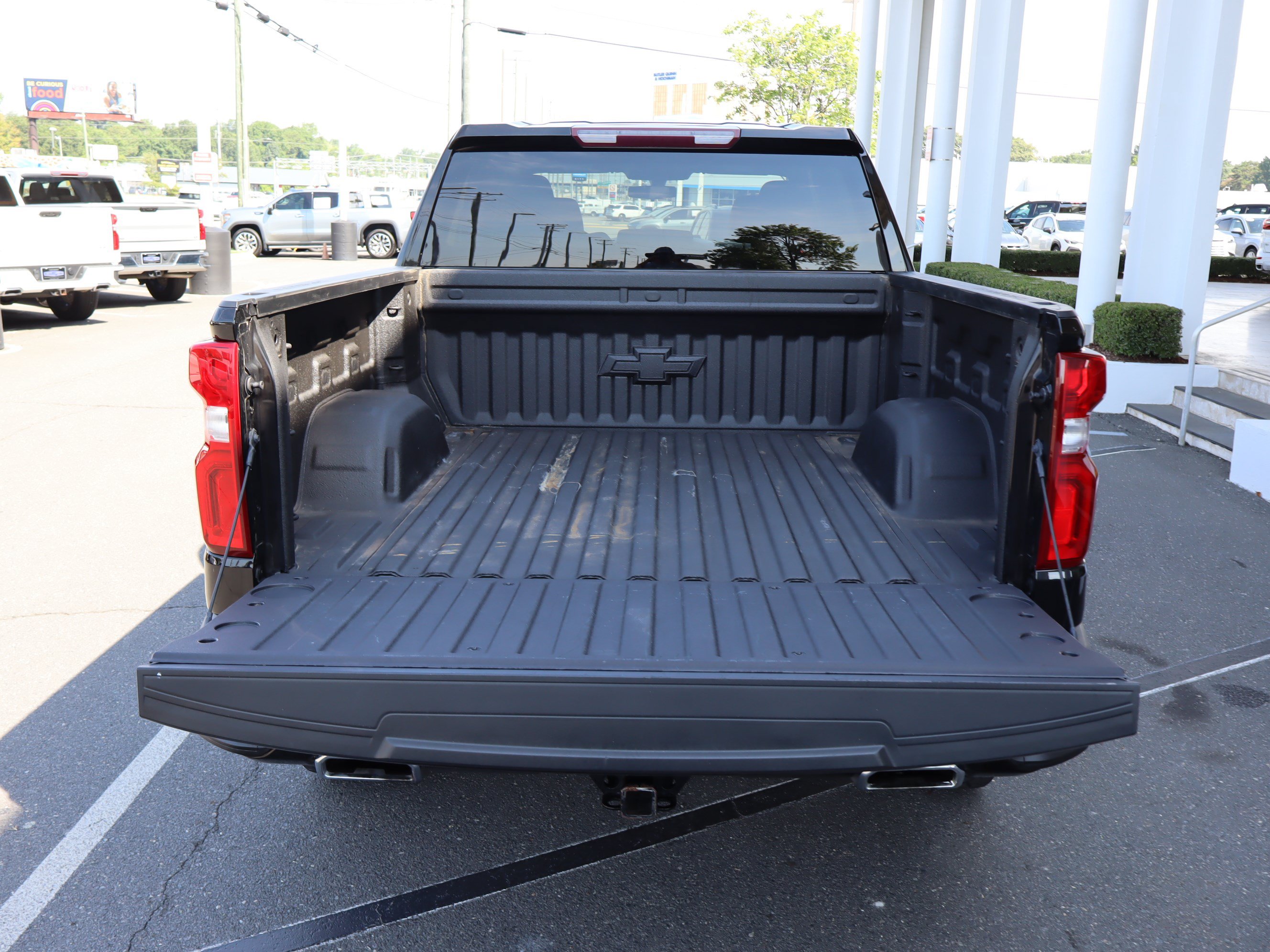 Used 2021 Chevrolet Silverado 1500 LT Trail Boss w/ Bed Protection Package AWD/4WD image 37