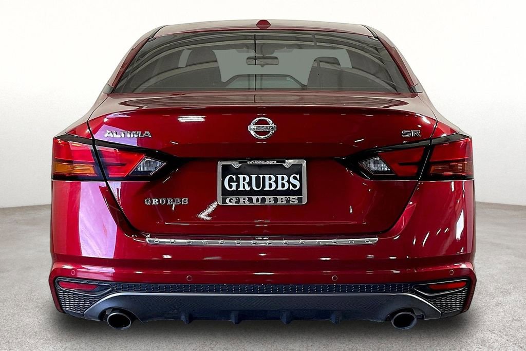 Used 2021 Nissan Altima 2.5 SR w/ SR Premium Package image 6