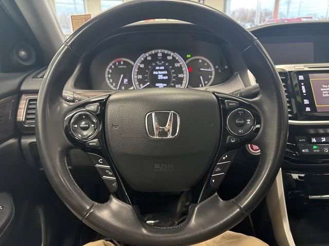 Used 2017 Honda Accord EX-L image 29