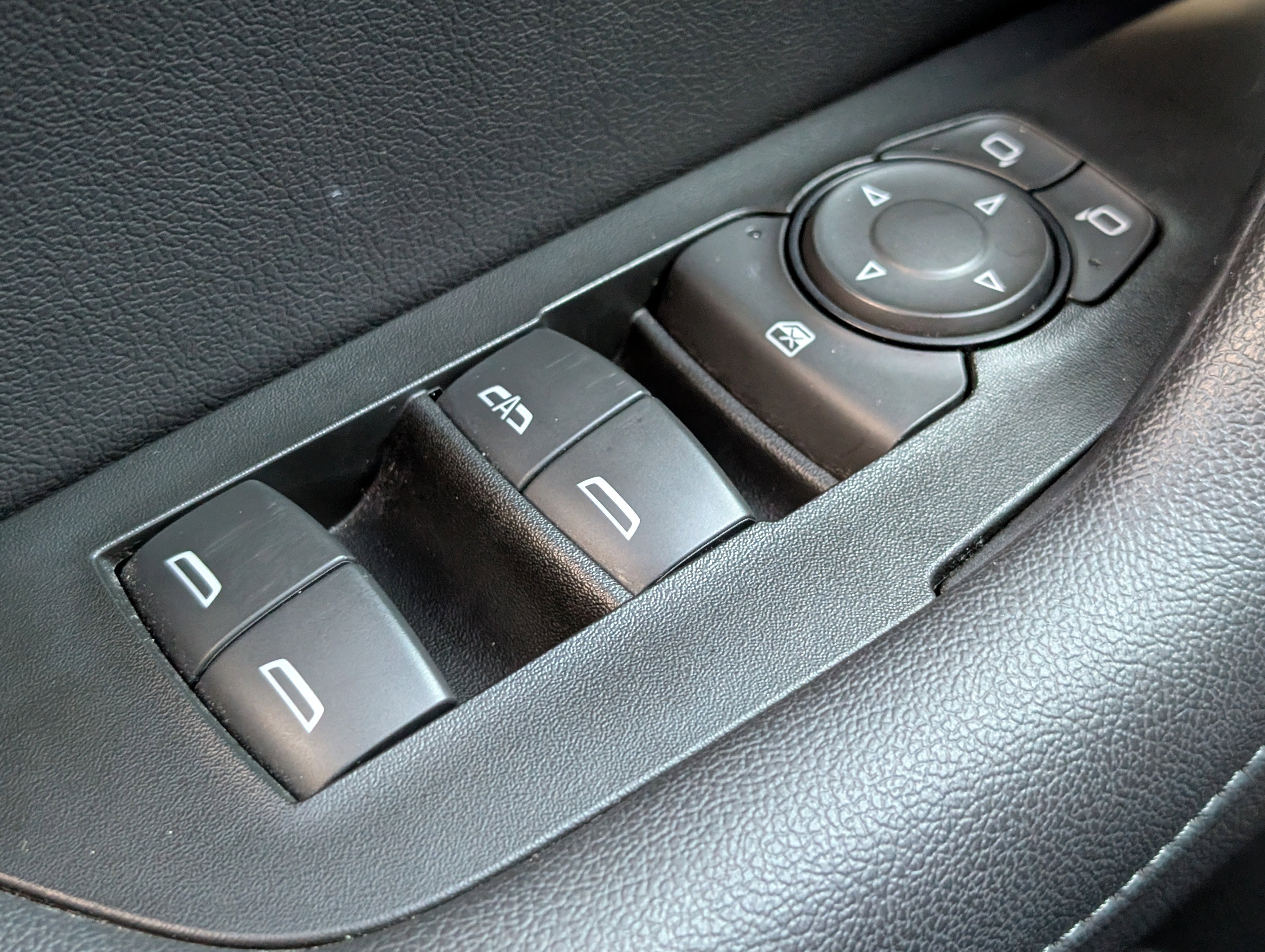 Used 2022 Chevrolet Blazer LT image 22