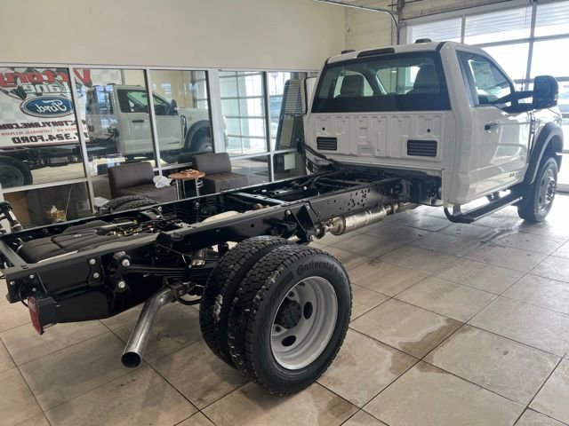 New 2026 Ford F550 4x4 Regular Cab Super Duty image 3