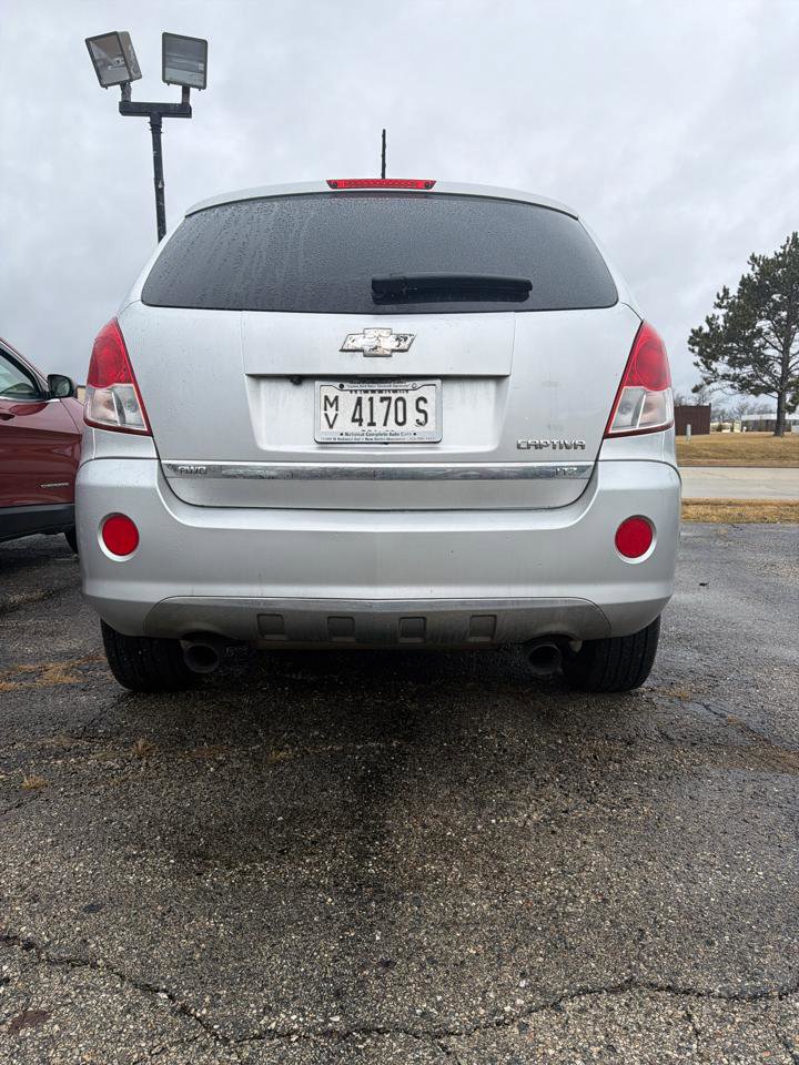 Used 2012 Chevrolet Captiva Sport LTZ AWD/4WD image 2